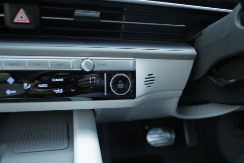 HYUNDAI IONIQ 6 ELECTRIC SALOON 168kW Premium 77kWh 4dr Auto view 19